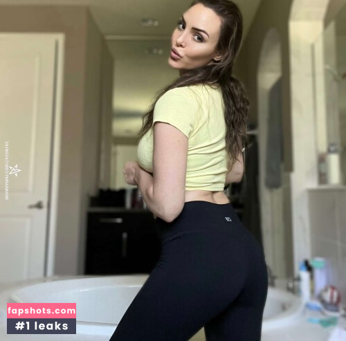 Cassie Lee gallery photo #1211