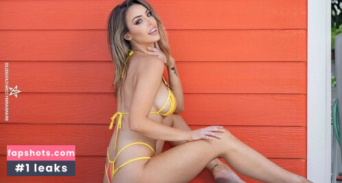 Cassie Lee gallery photo #1275