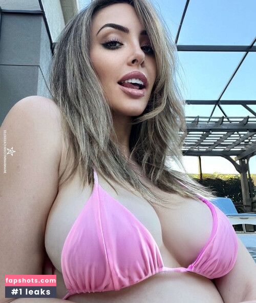 Cassie Lee gallery photo #1391