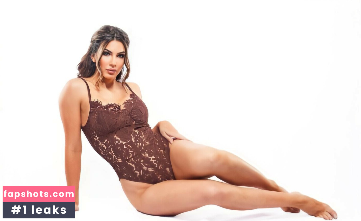 Cassie Lee gallery photo #1019