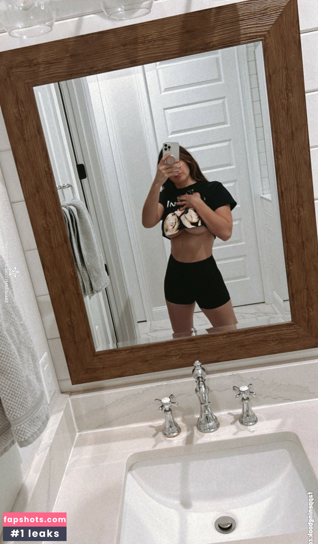 Cassie Lee gallery photo #1161