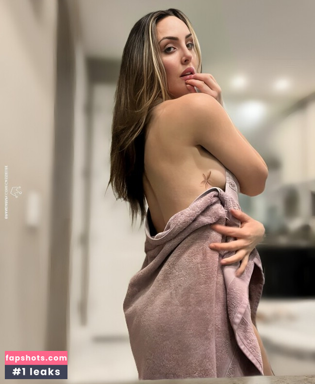 Cassie Lee gallery photo #121