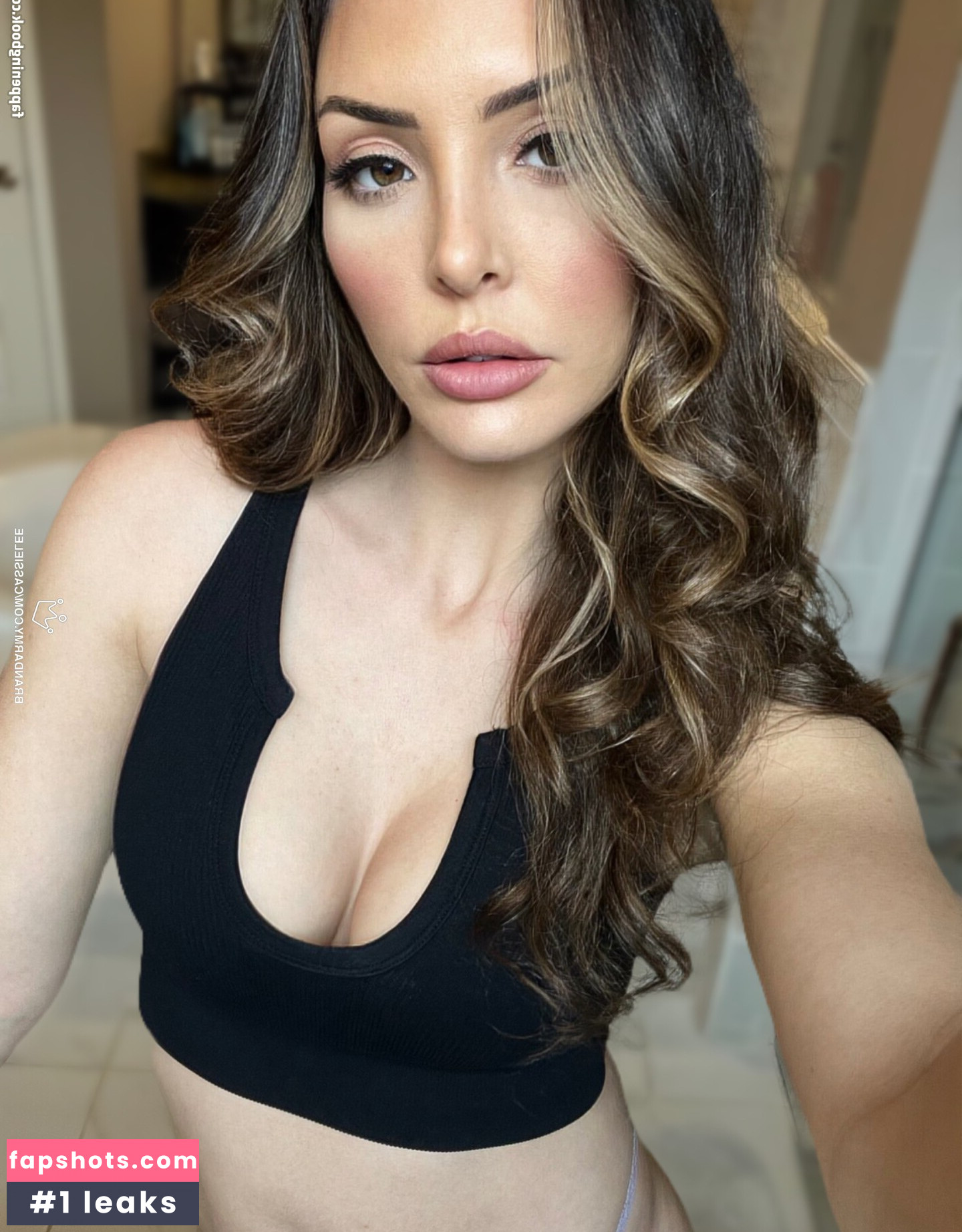 Cassie Lee gallery photo #140