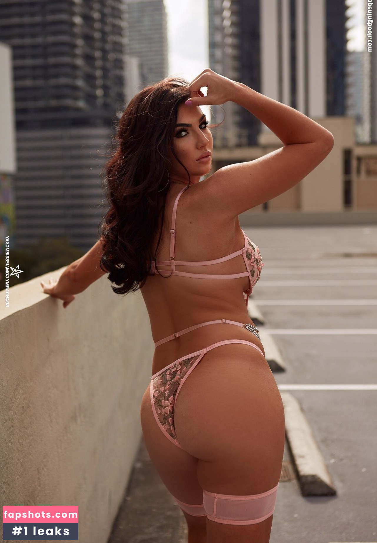 Cassie Lee gallery photo #1478