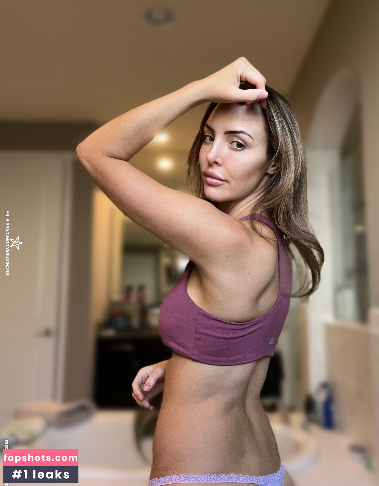 Cassie Lee gallery photo #425