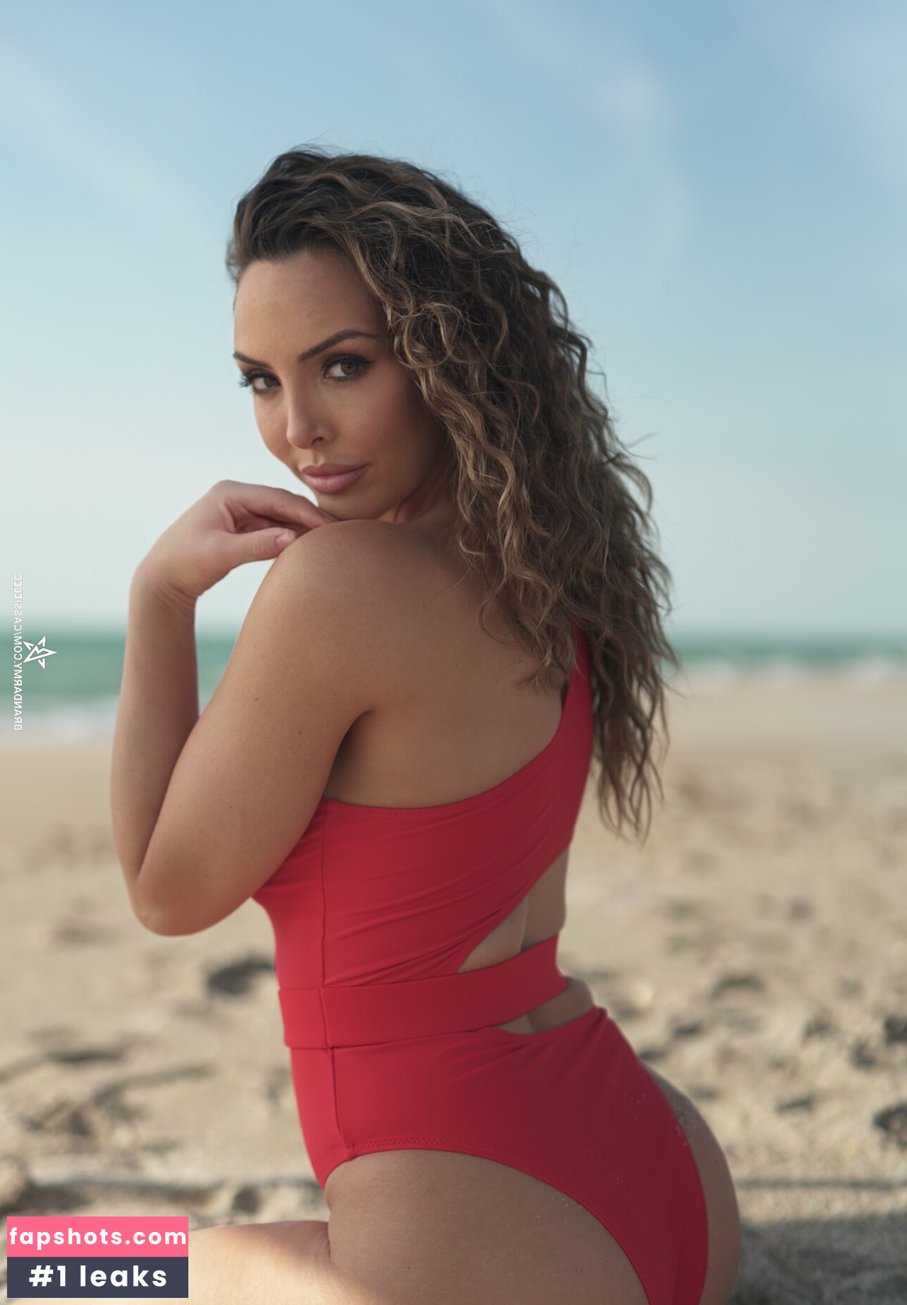 Cassie Lee gallery photo #479