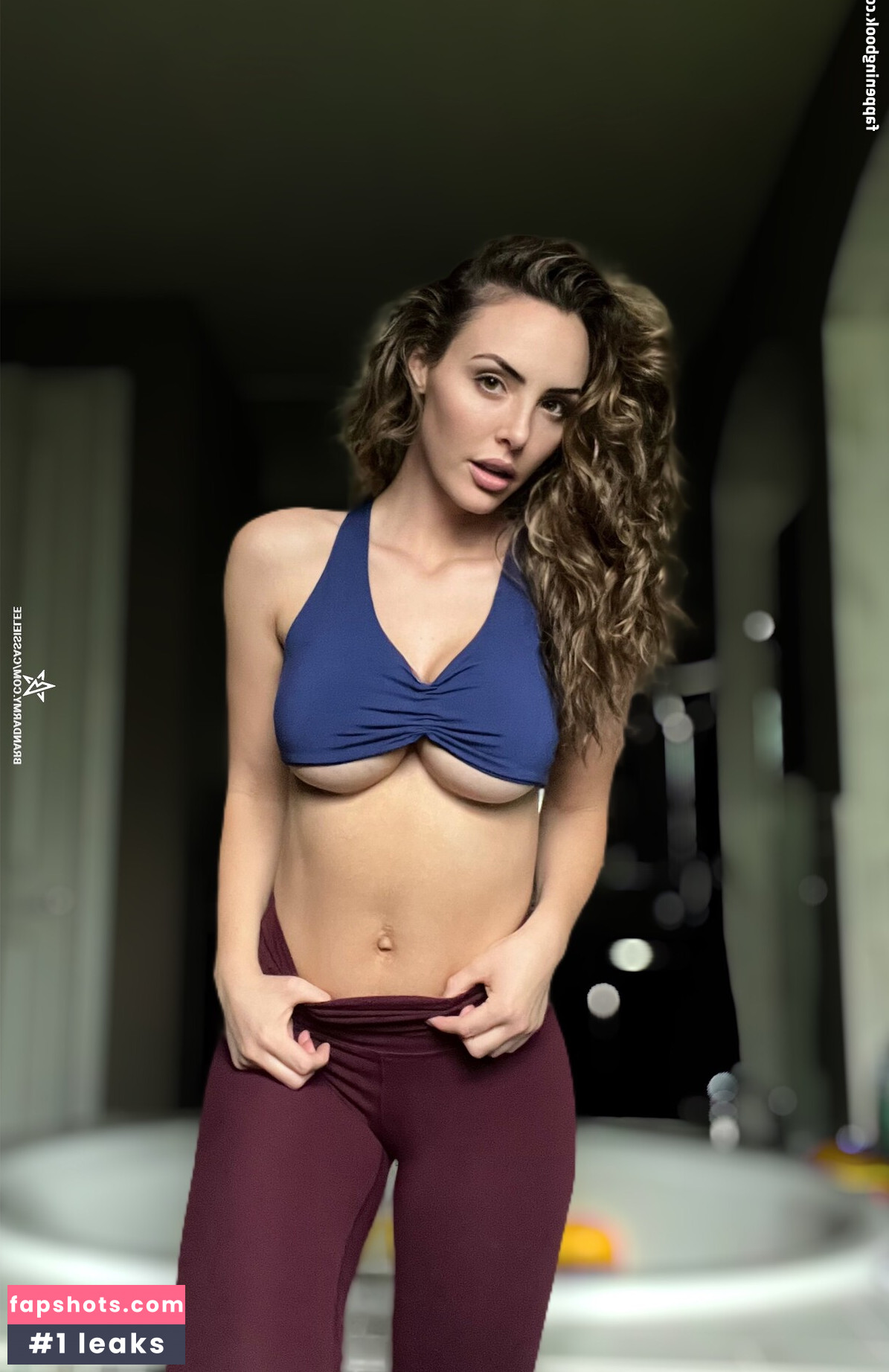 Cassie Lee gallery photo #512