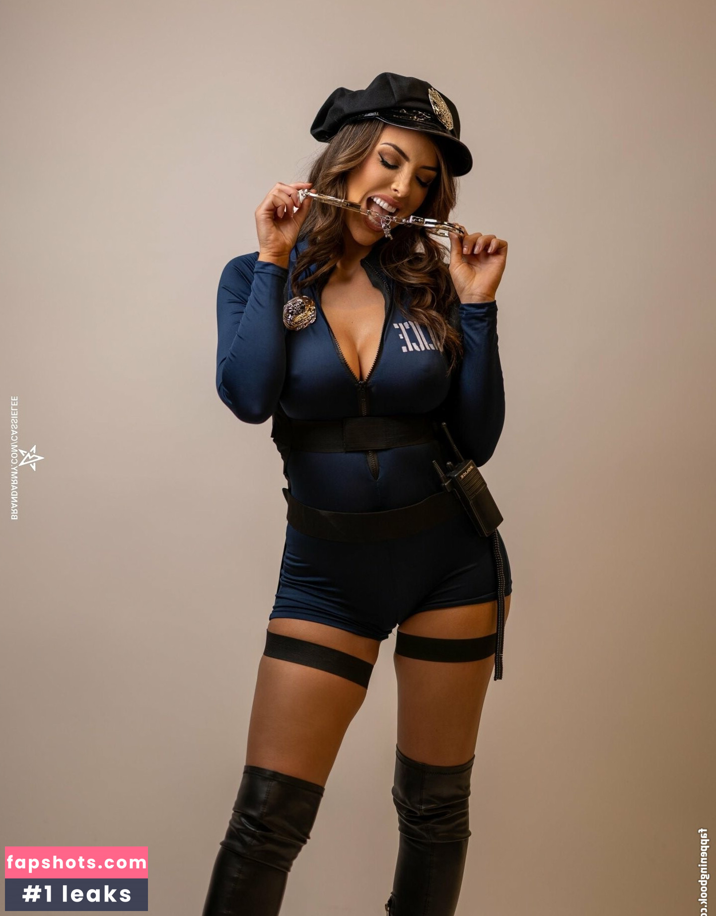 Cassie Lee gallery photo #635