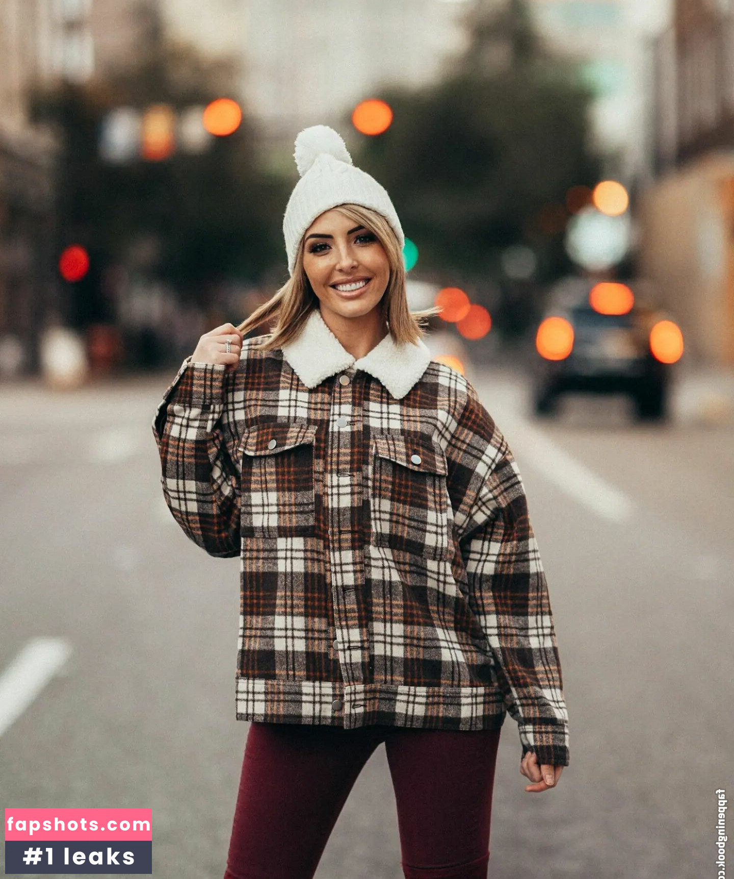 Cassie Lee gallery photo #902