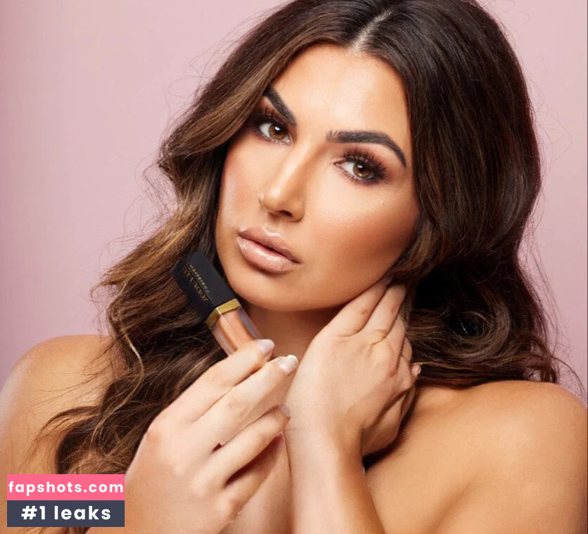 Cassie Lee gallery photo #953