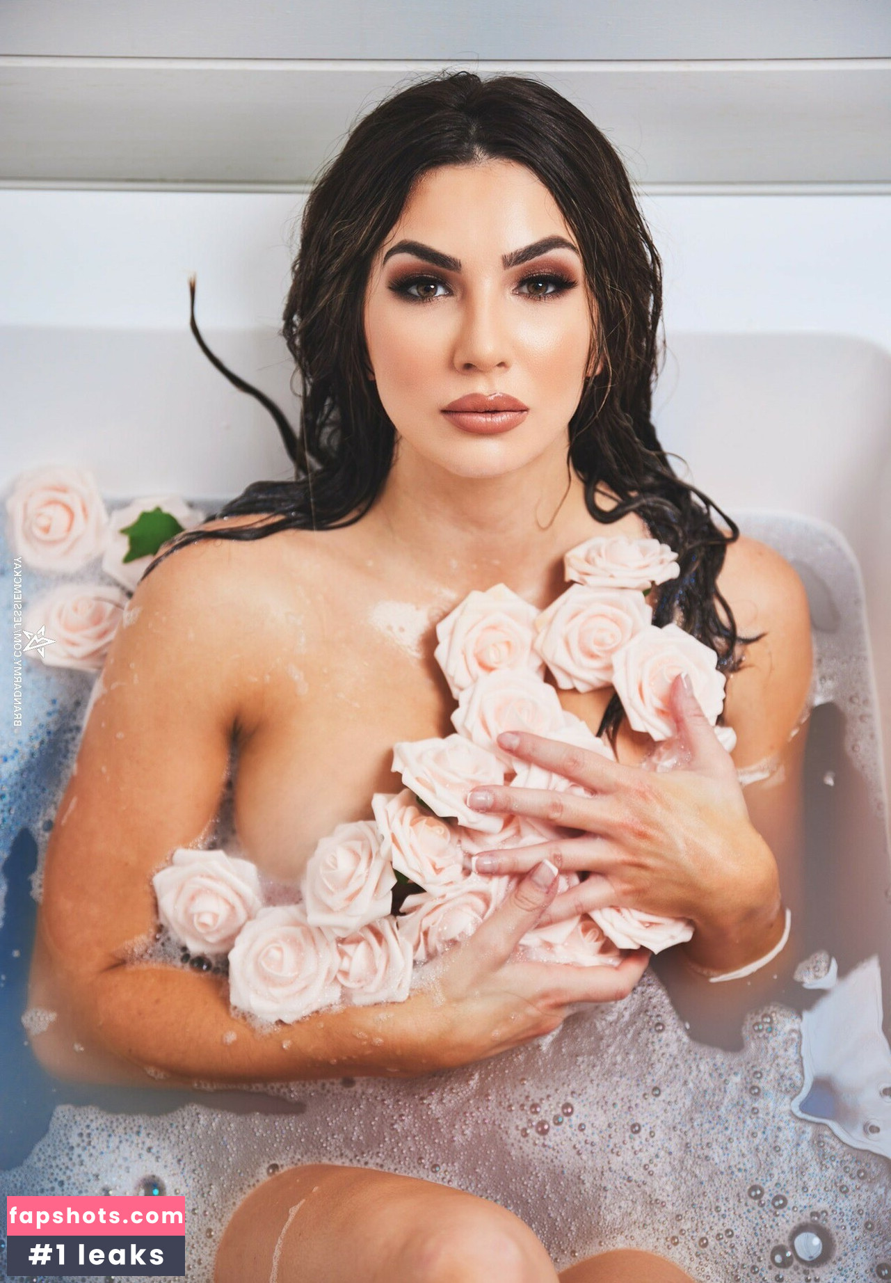 Cassie Lee gallery photo #959