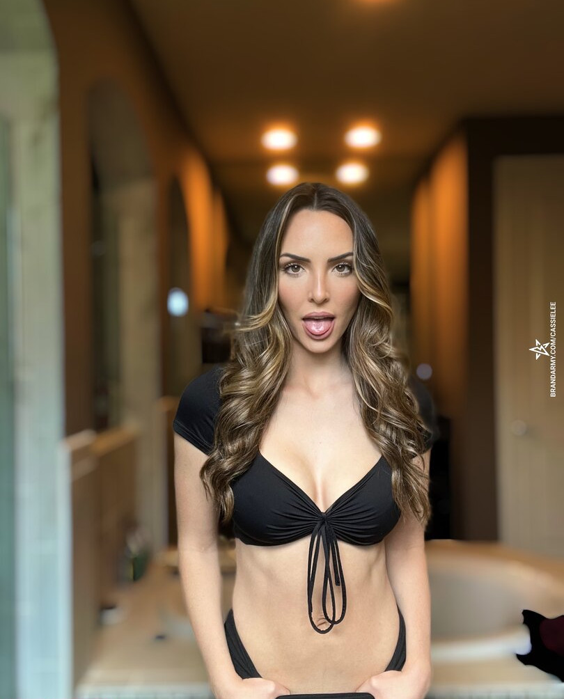 cassie-lee Nude Leaks OnlyFans Photos #568 - LeakJerk