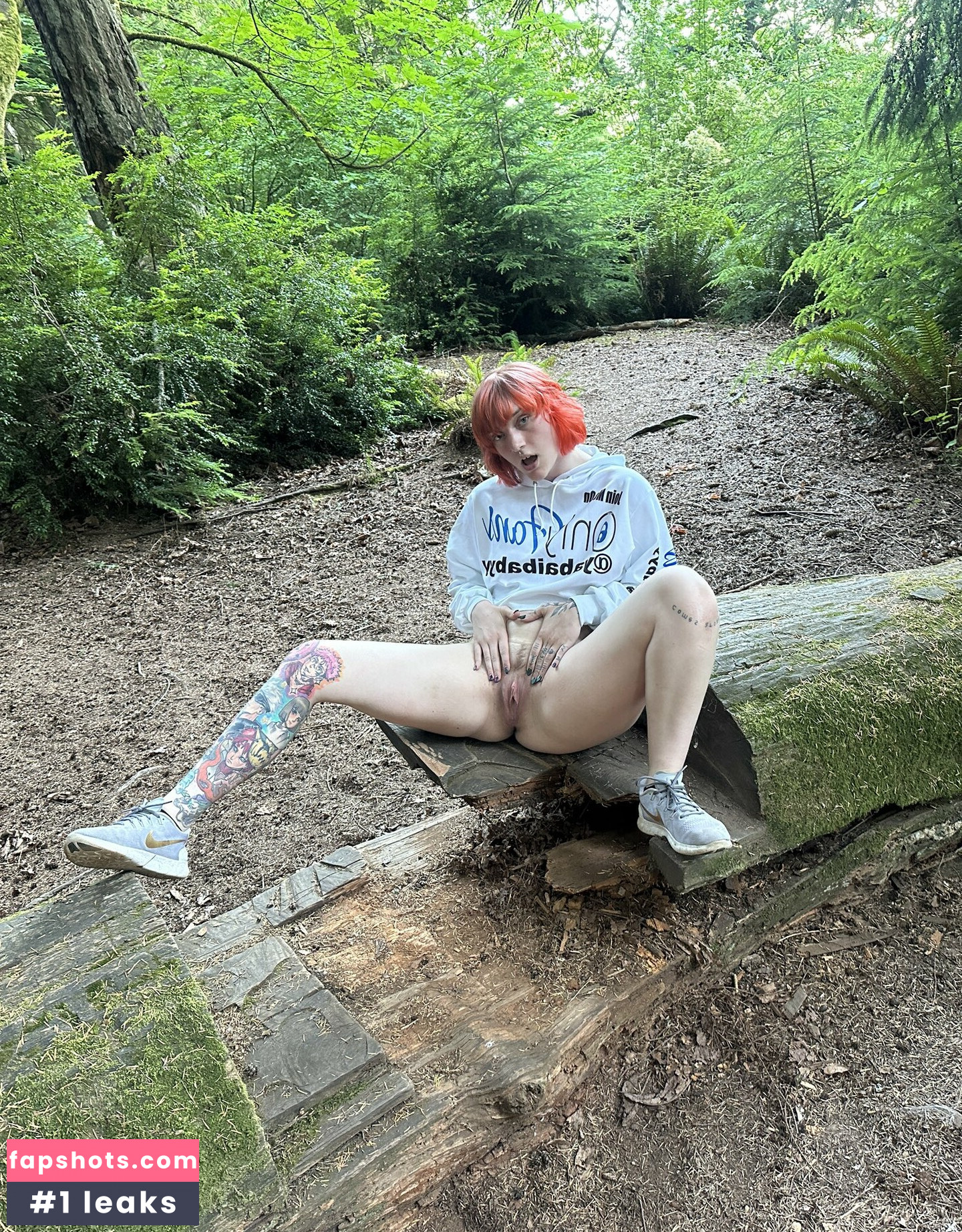 Cassie Yabaibabyy gallery photo #3