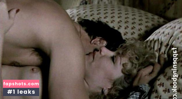 Cassie Yates gallery photo #3