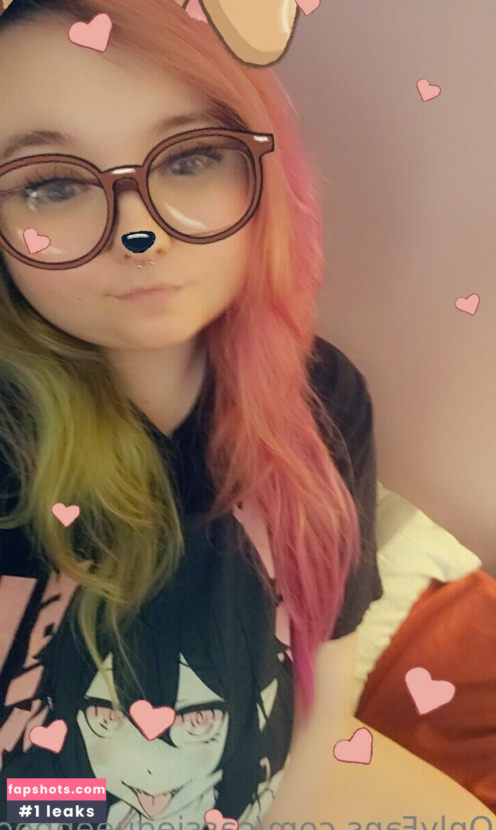 cassiequeenboo gallery photo #12