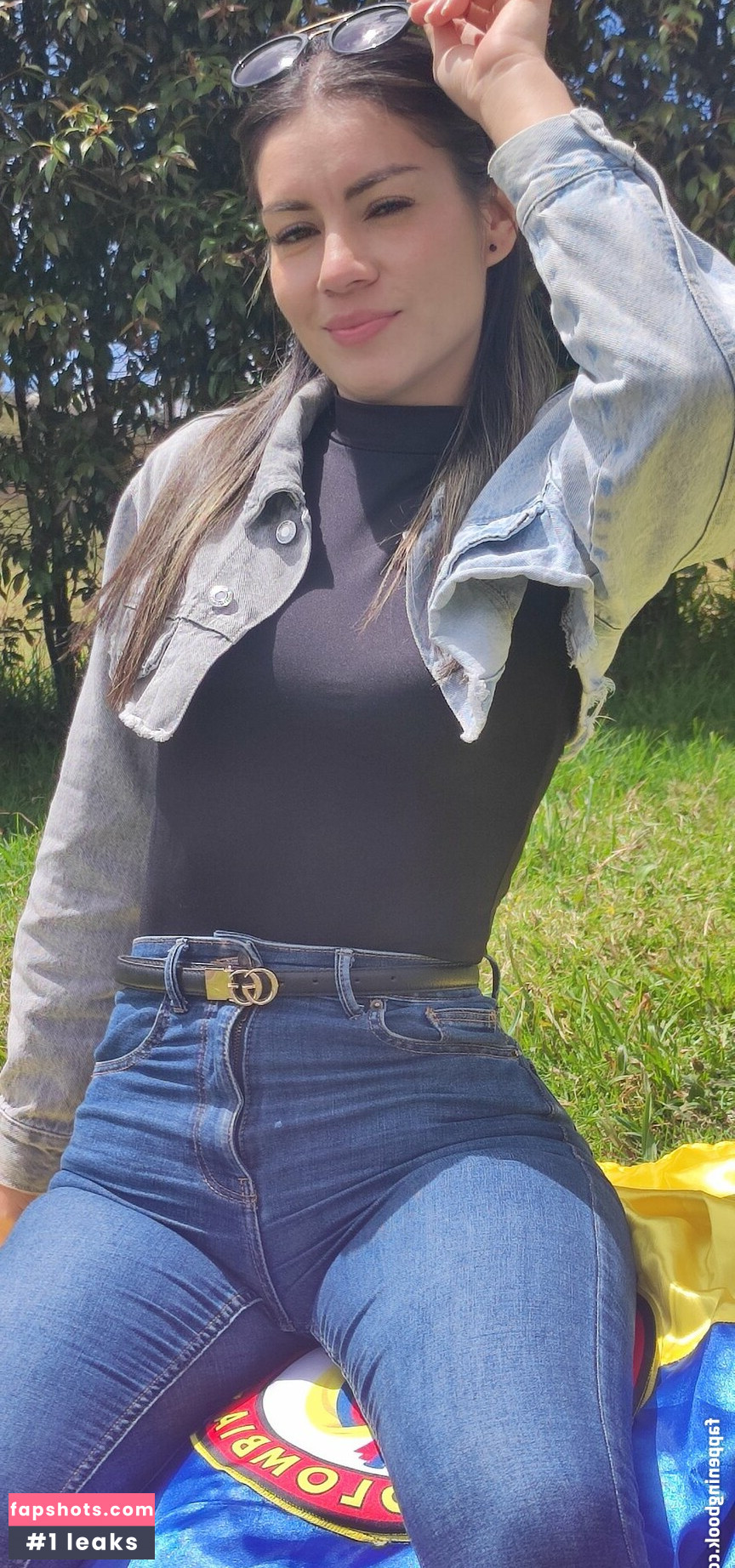 Catalina Cruz gallery photo #43