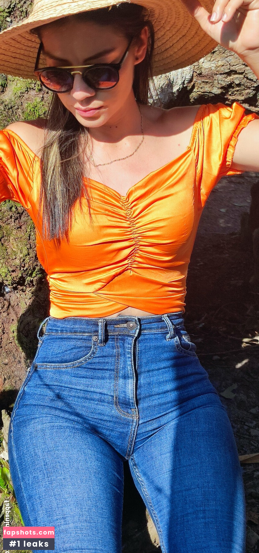 Catalina Cruz gallery photo #68