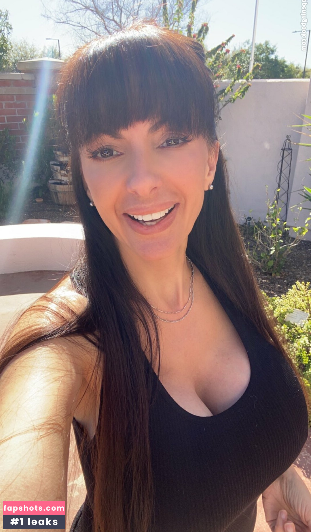 Catalina Cruz gallery photo #98