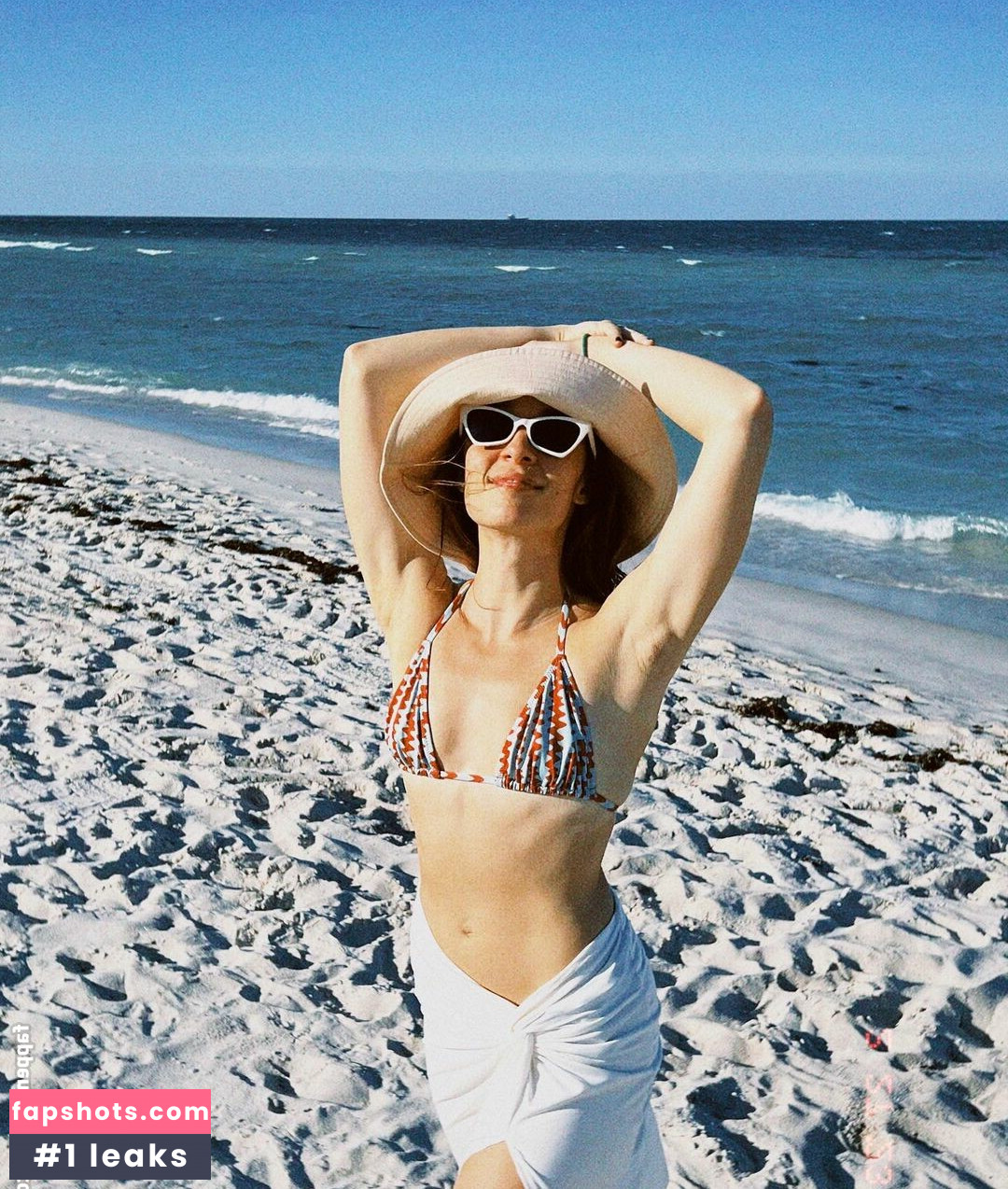 Catalina Garcia gallery photo #6