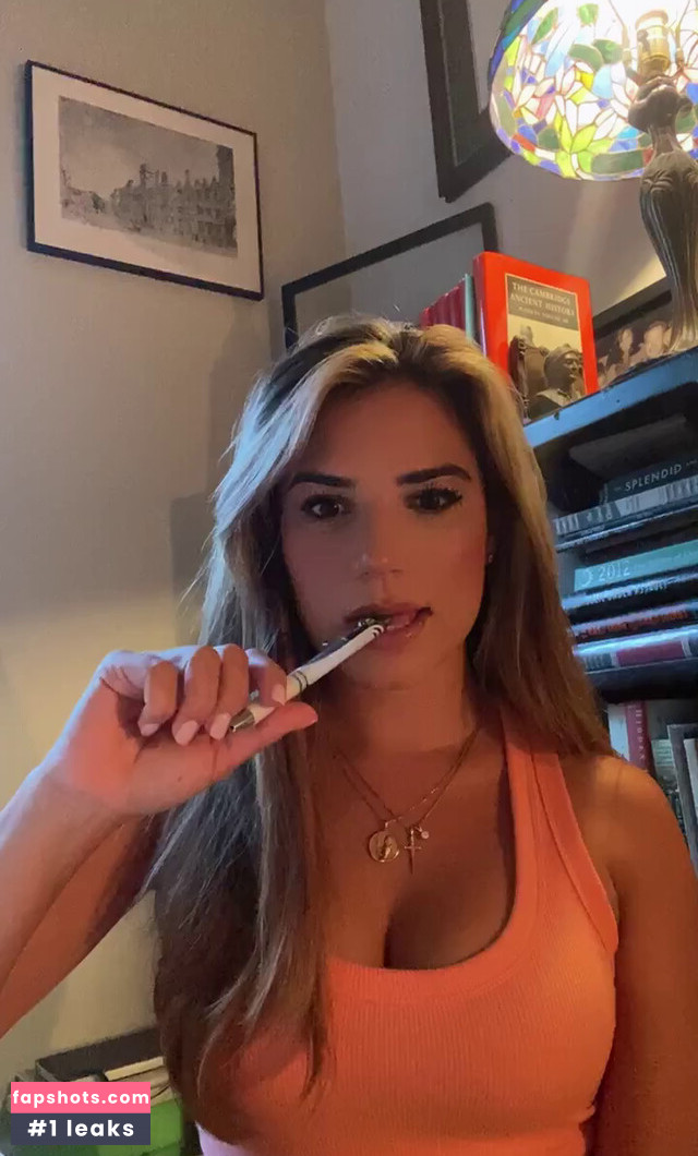 Catalina Lauf gallery photo #2