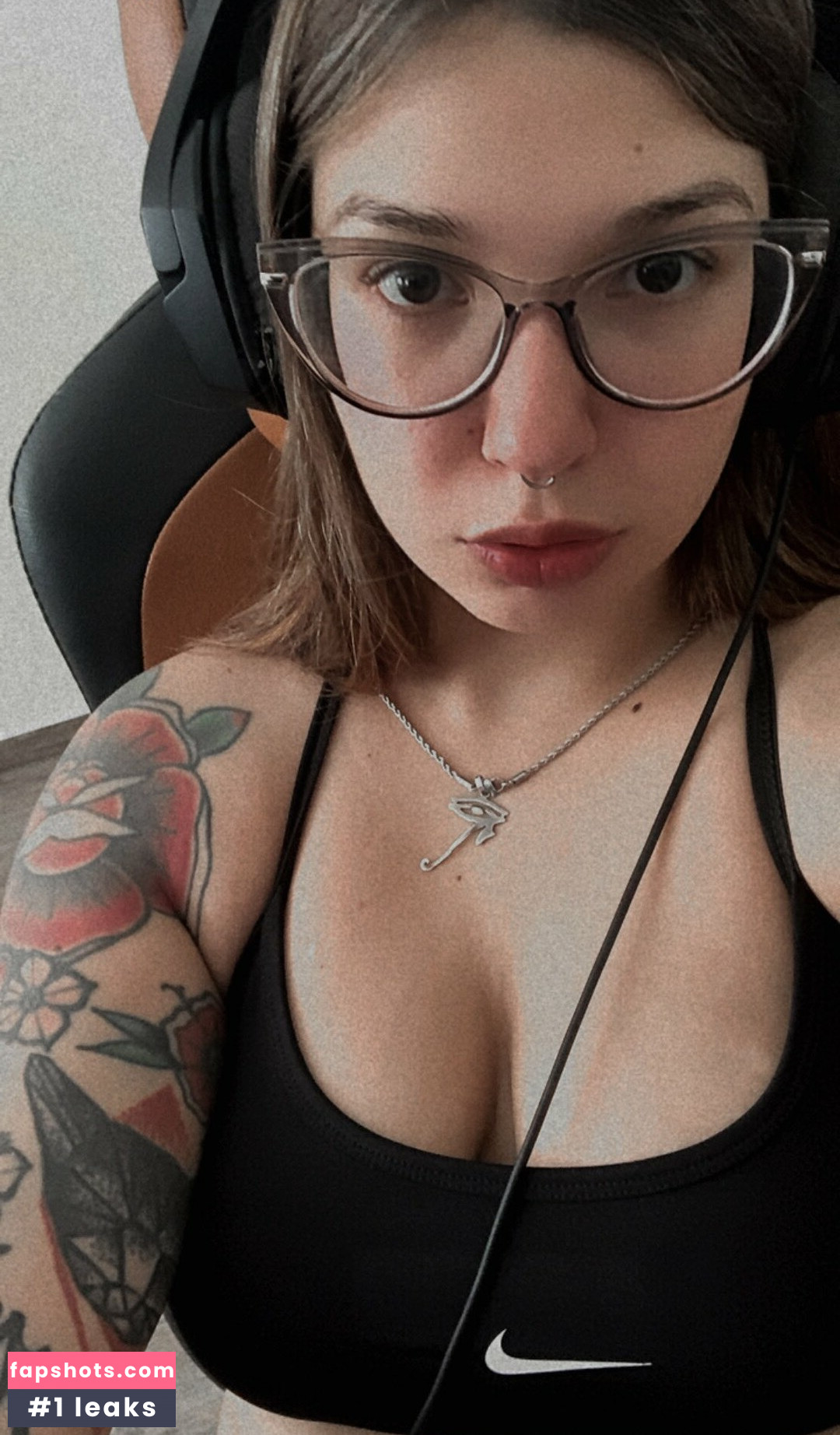 Catdelespacio gallery photo #2