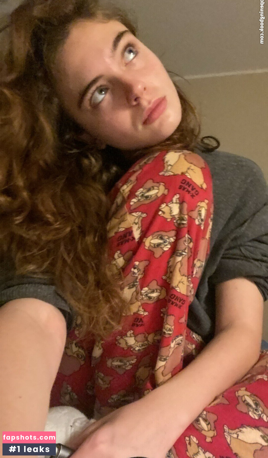 Caterina Ferioli nude babe gallery