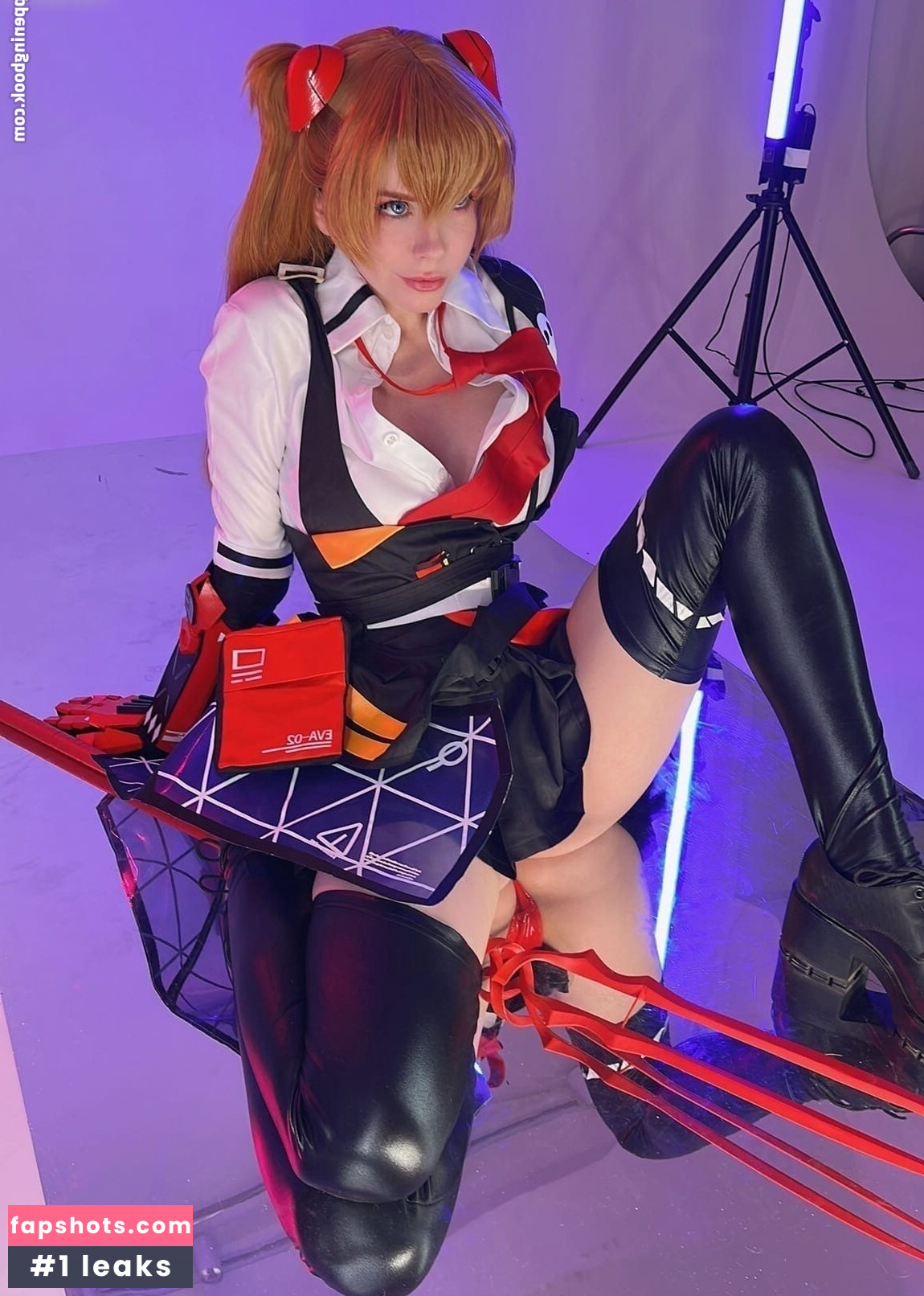 CaterpillarCos gallery photo #10