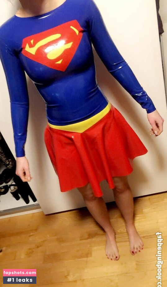 Cath28 gallery photo #26