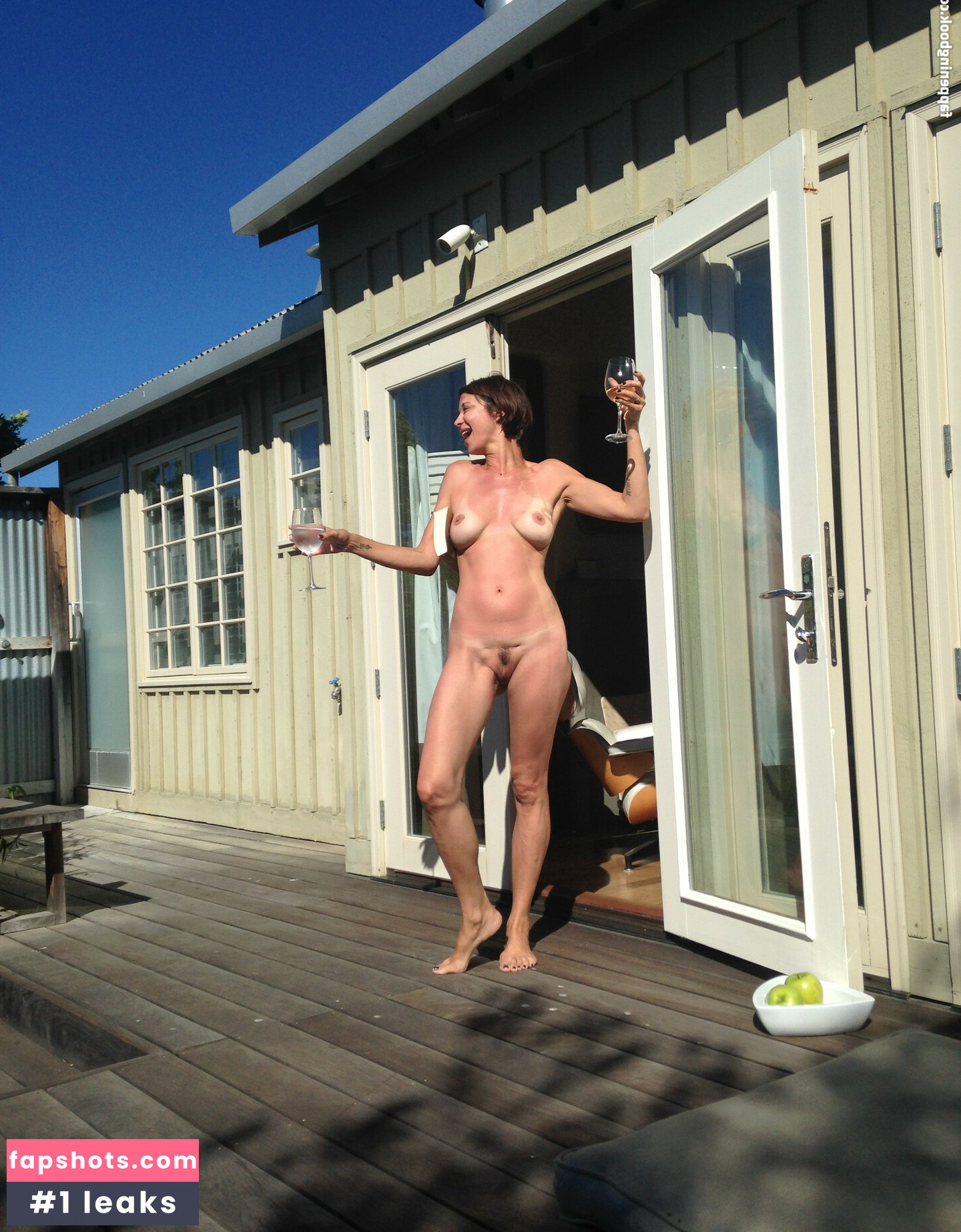 Catherine Bell gallery photo #15