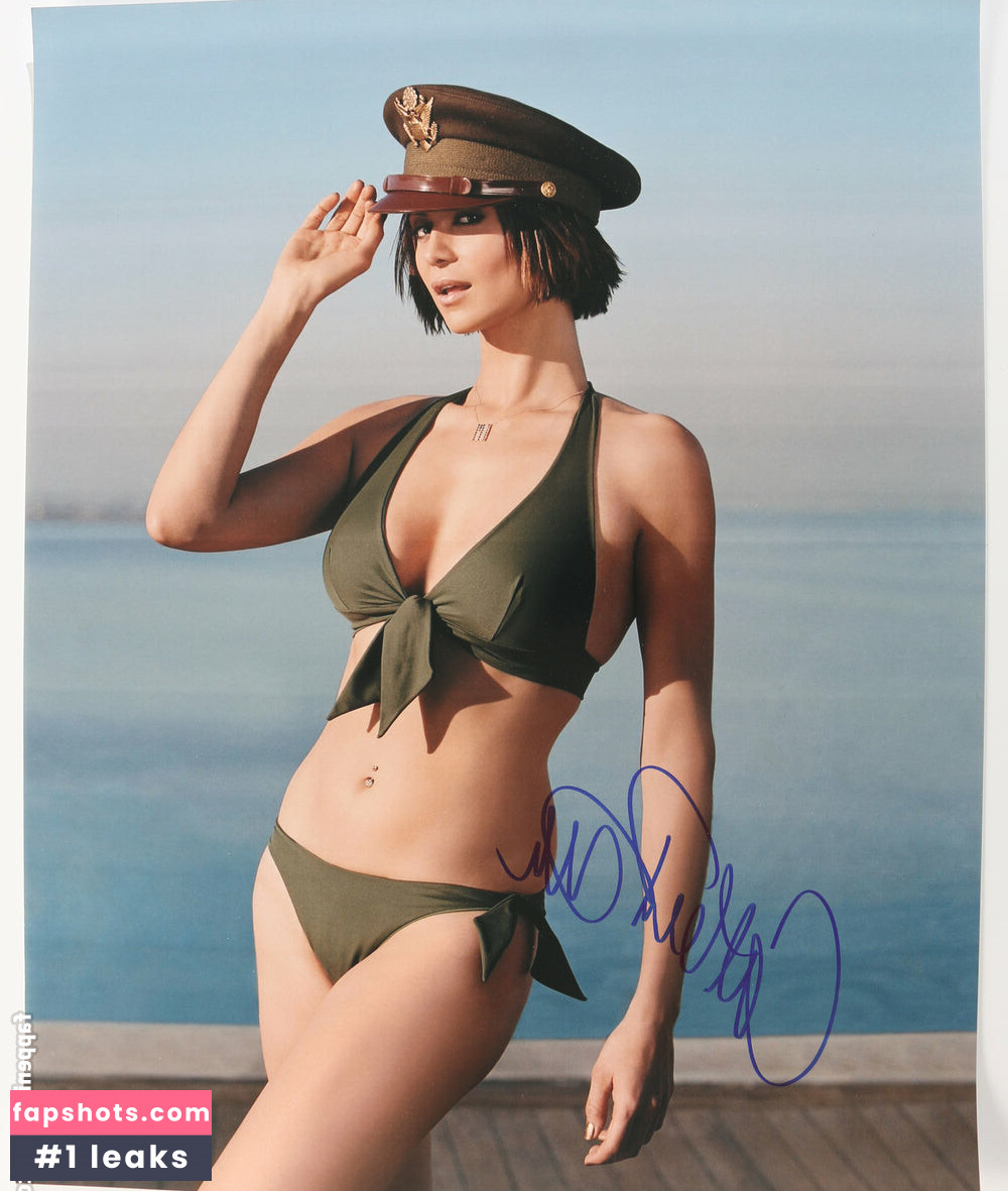 Catherine Bell gallery photo #26