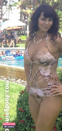 Catherine Bell gallery photo #30