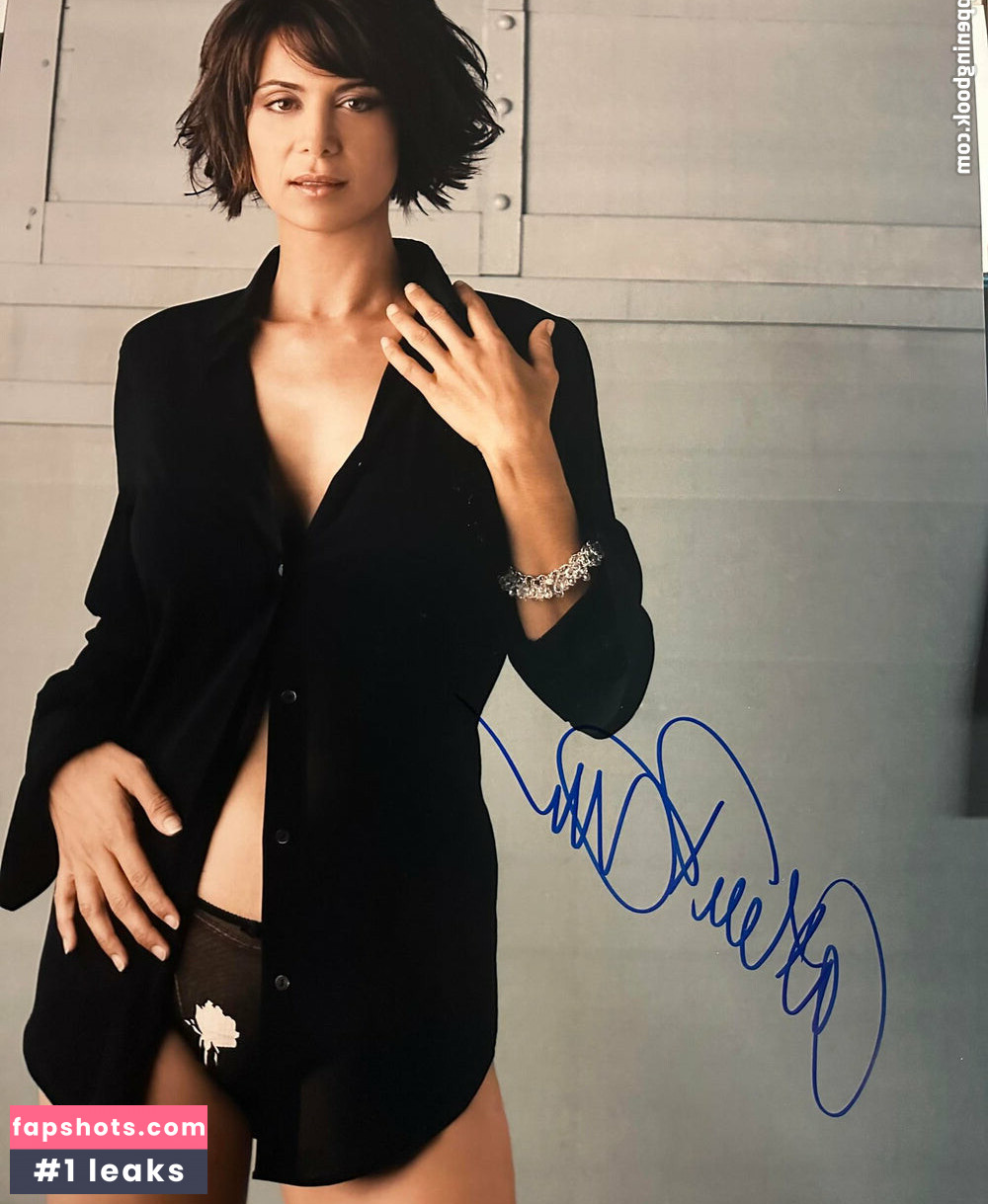 Catherine Bell gallery photo #5