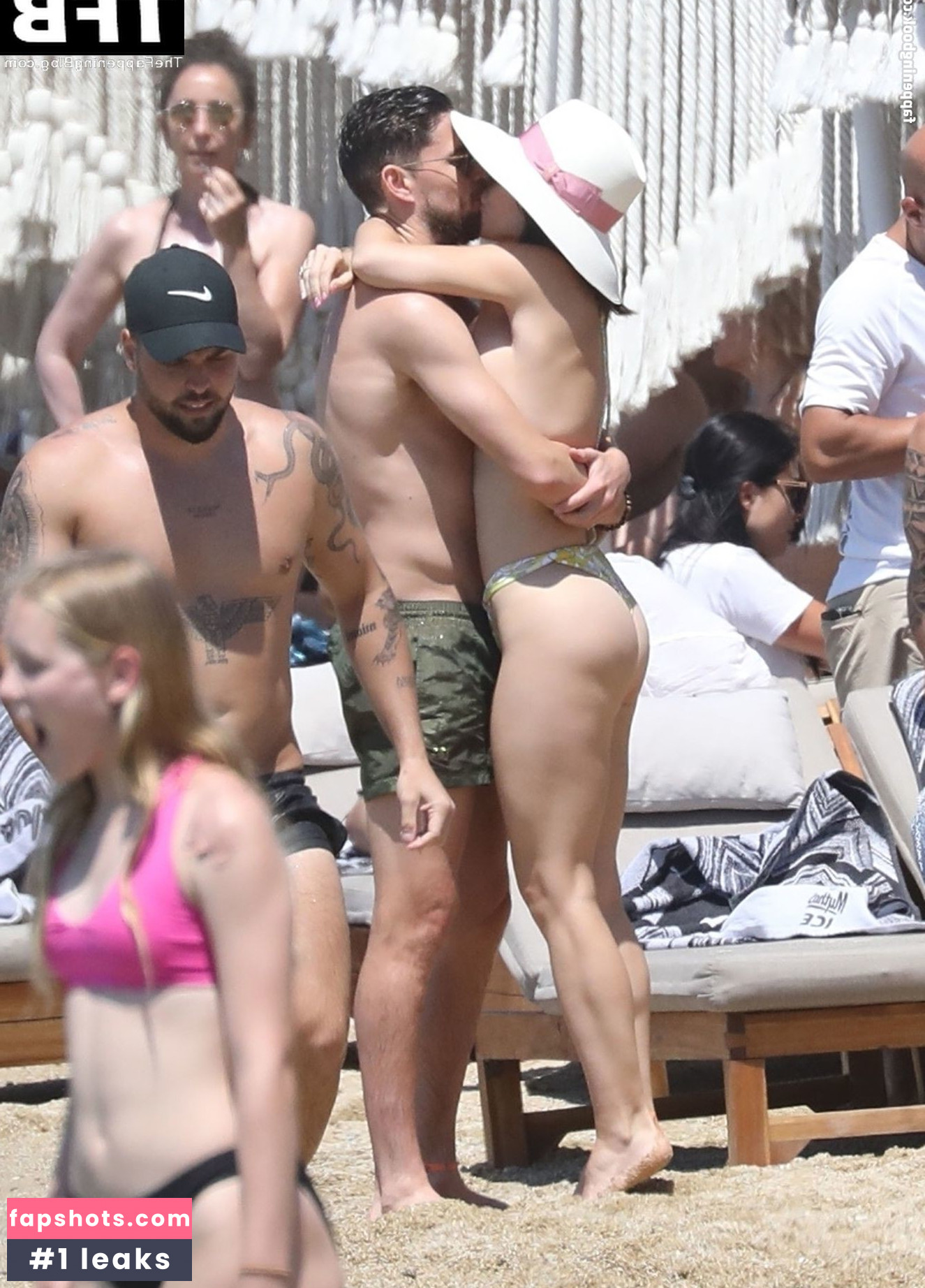 Catherine Harding gallery photo #2