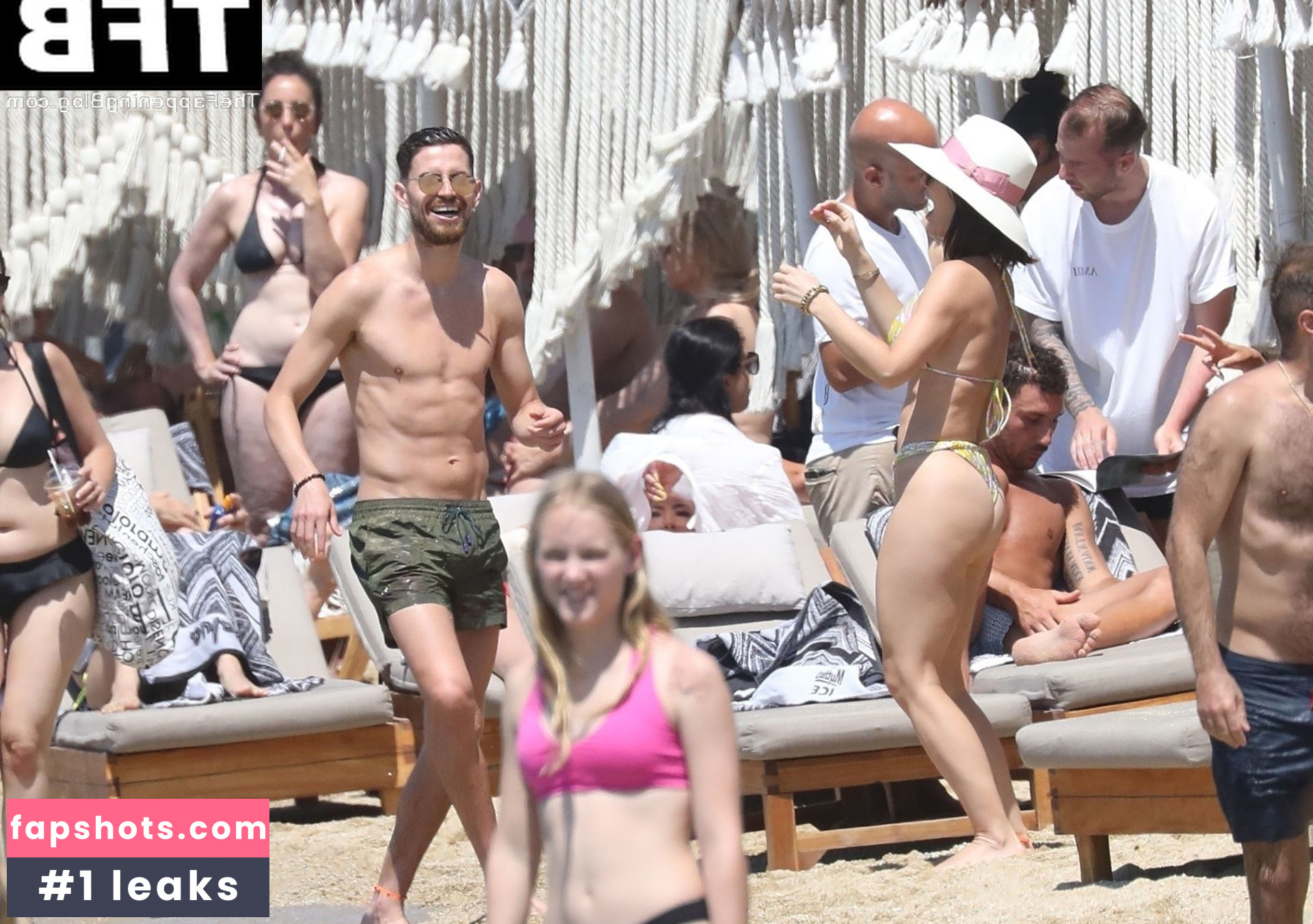 Catherine Harding gallery photo #12