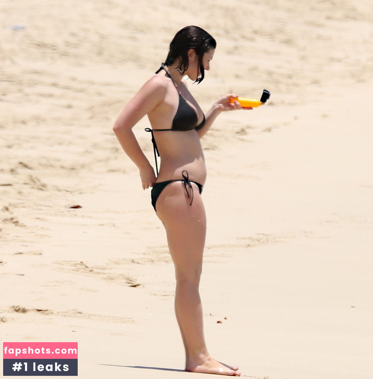 Catherine Harding gallery photo #41