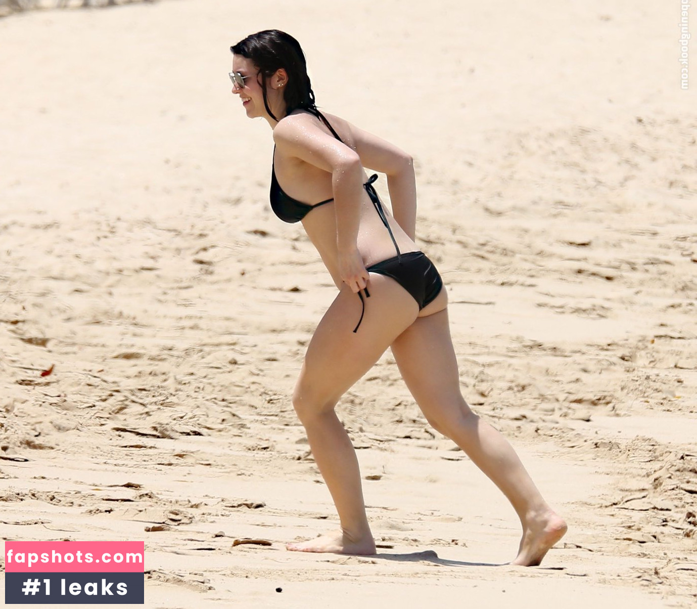 Catherine Harding gallery photo #44