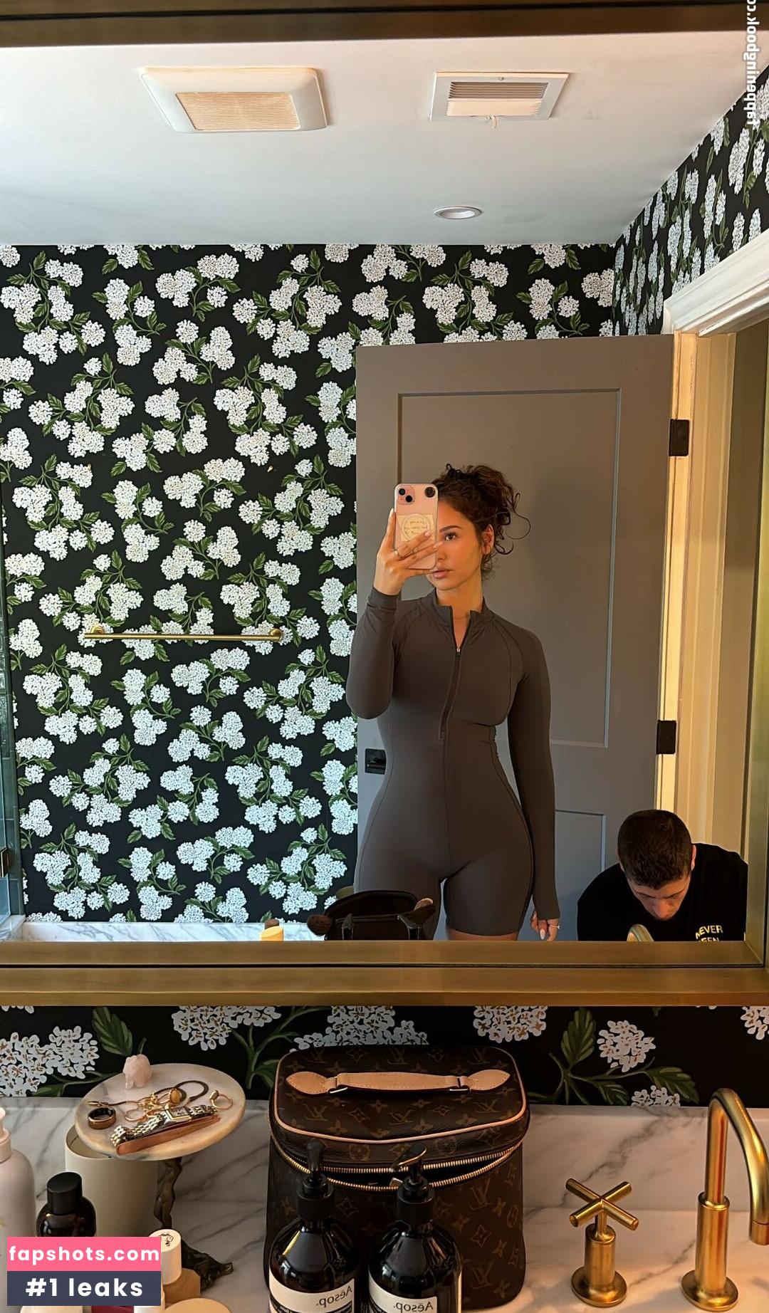 Catherine Mcbroom / Catherine Paiz gallery photo #15