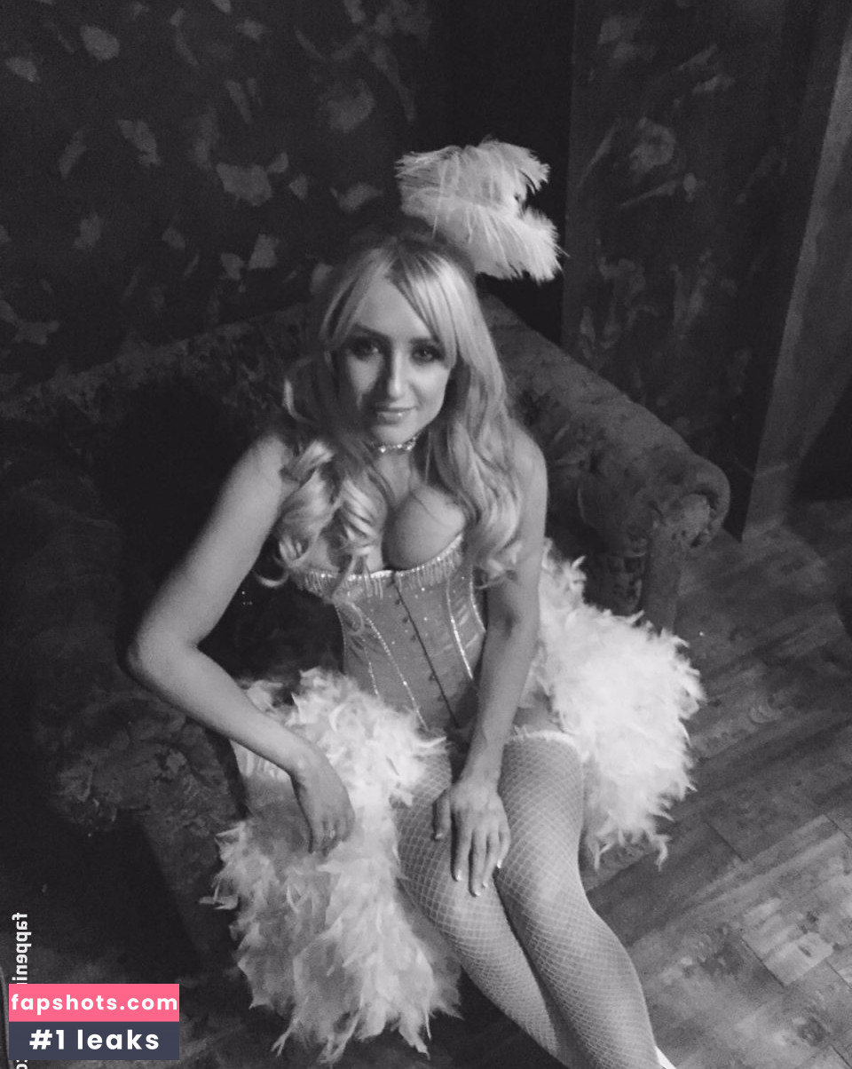 Catherine Tyldesley gallery photo #71