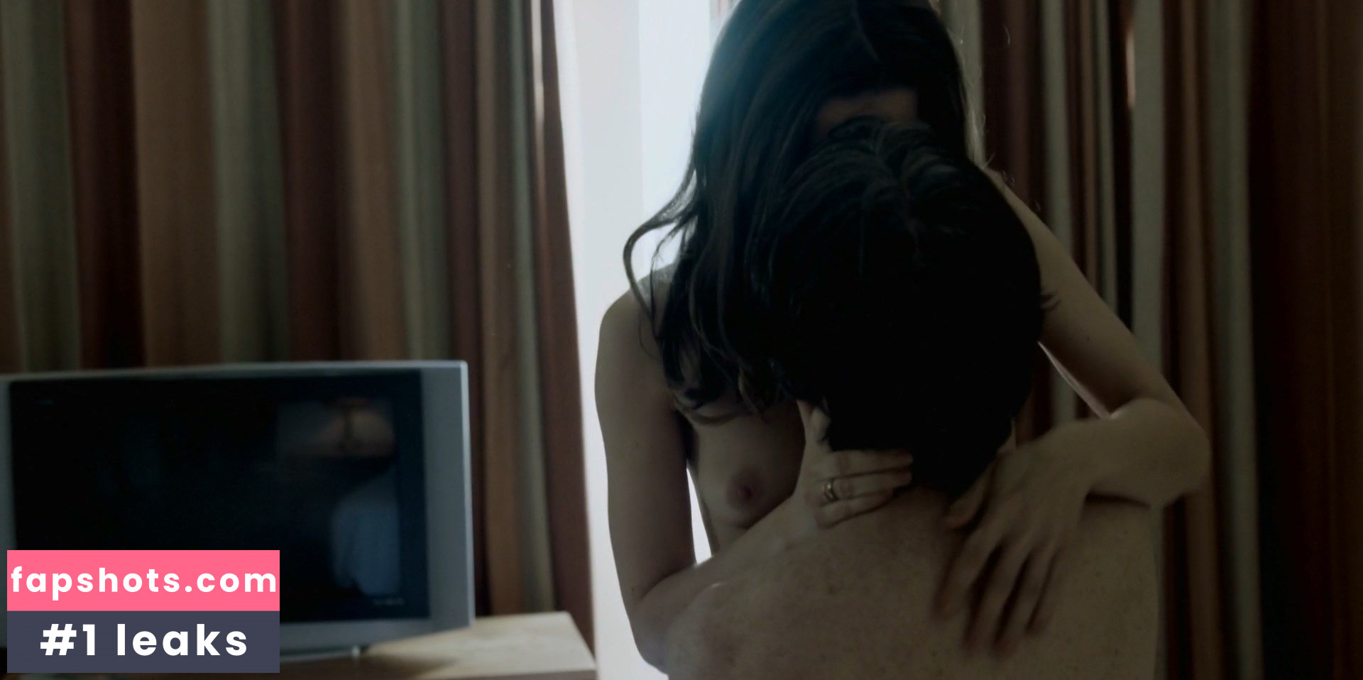 Catherine Walker Filtración Desnuda OnlyFans Foto #3 - Fapshots