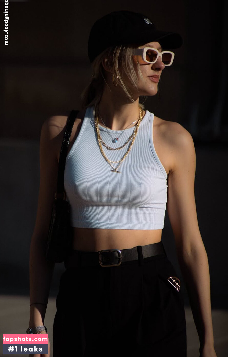 Cathi gallery photo #7