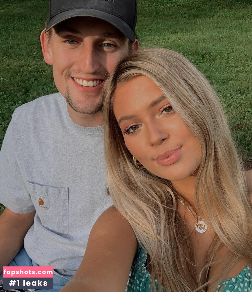 Catie Archambeau gallery photo #19