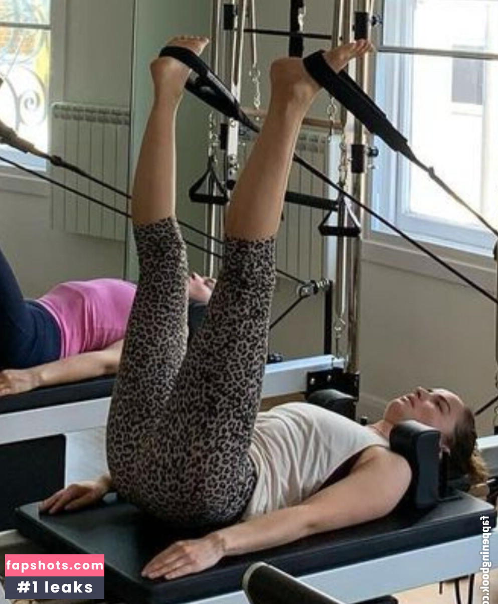 Catie Munnings gallery photo #21