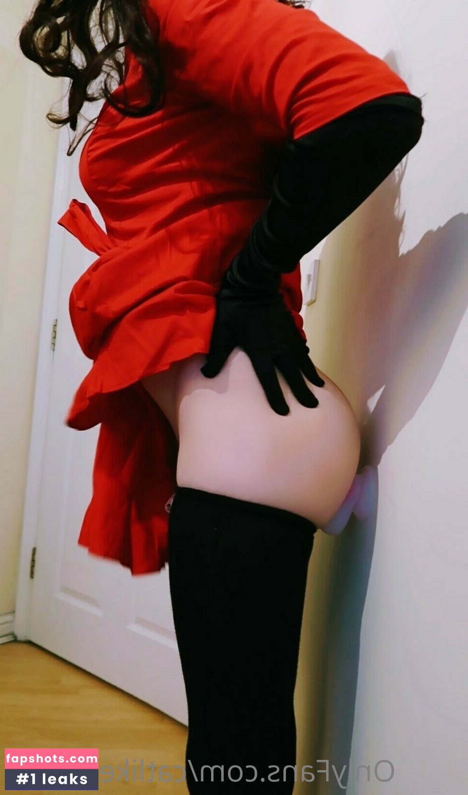 CatLikesWater gallery photo #28