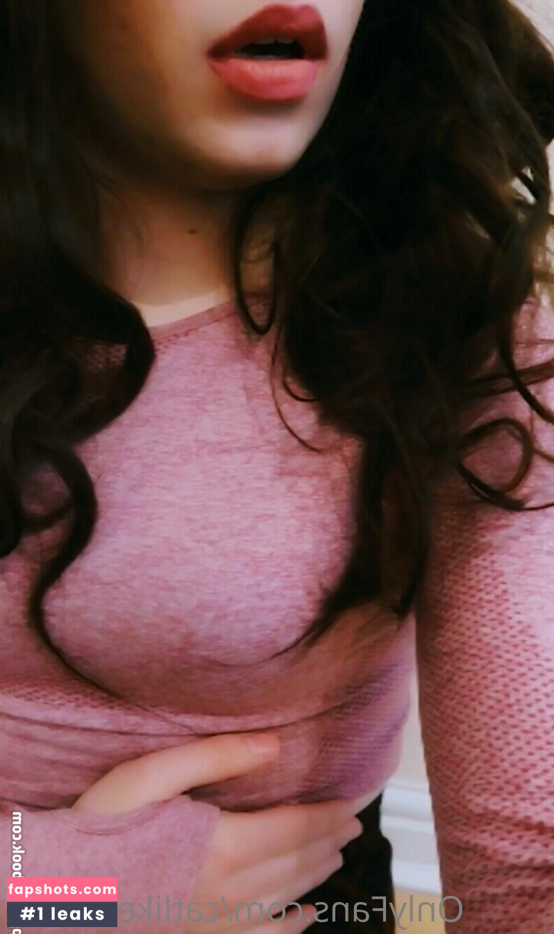 CatLikesWater gallery photo #39