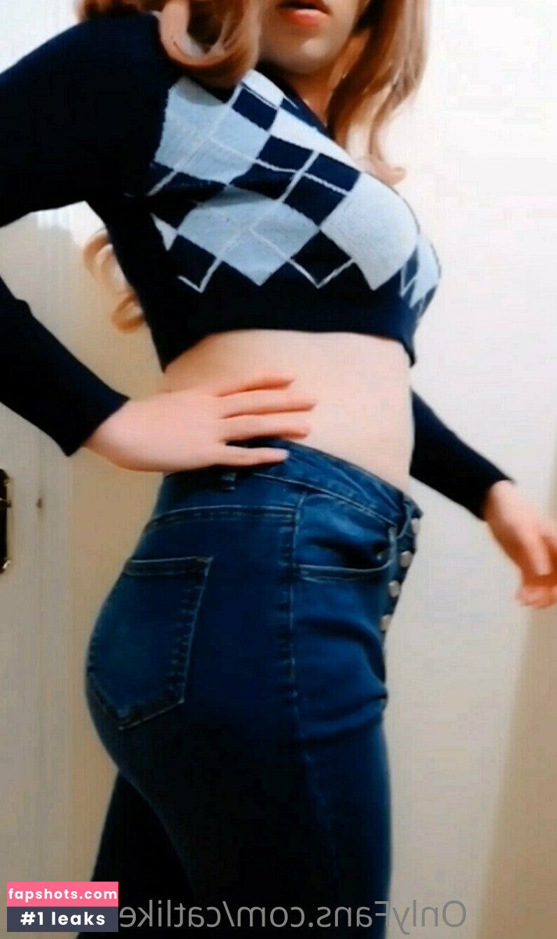 CatLikesWater gallery photo #8