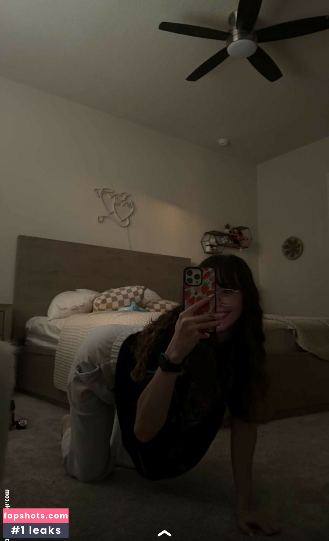 Catlyn Crespo gallery photo #32