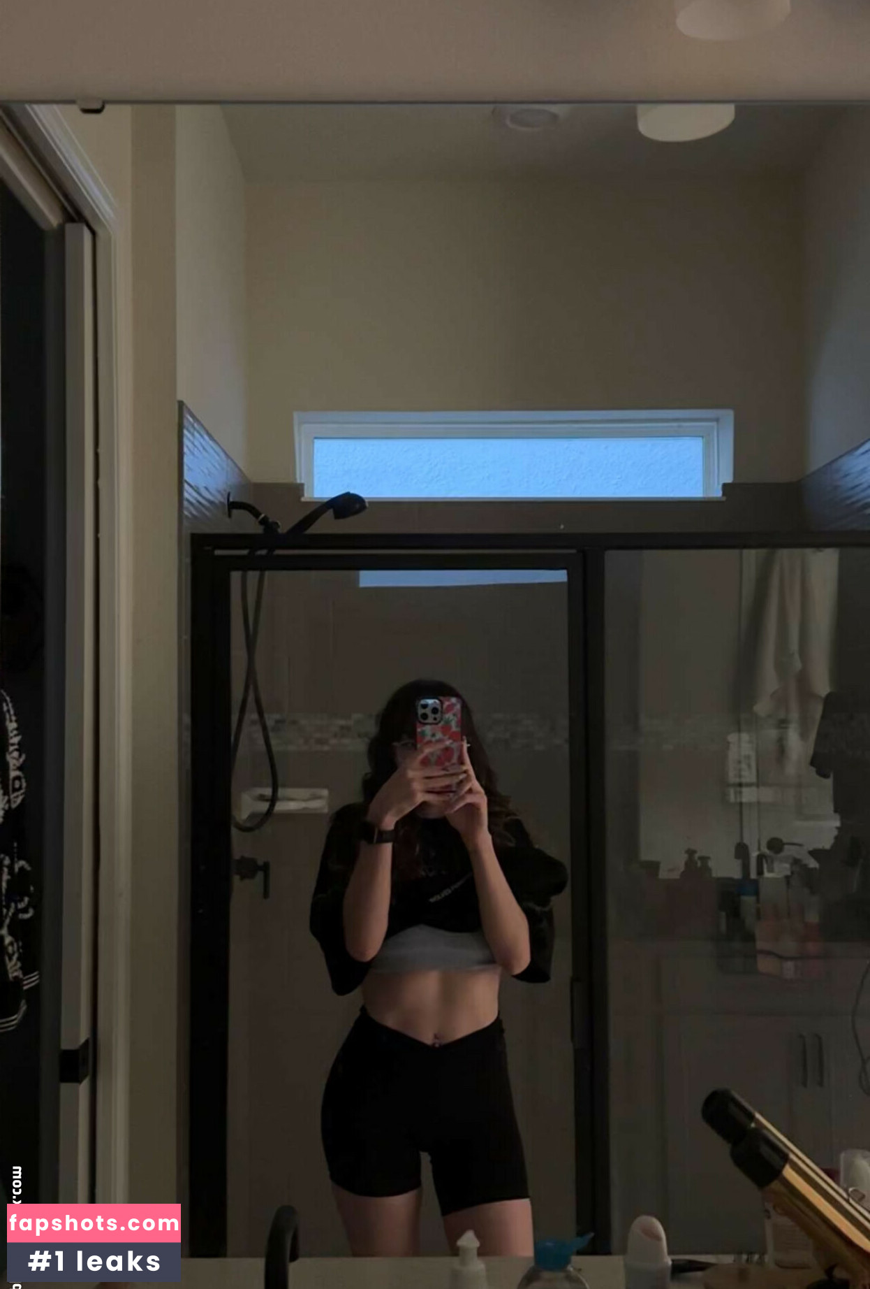 Catlyn Crespo gallery photo #33