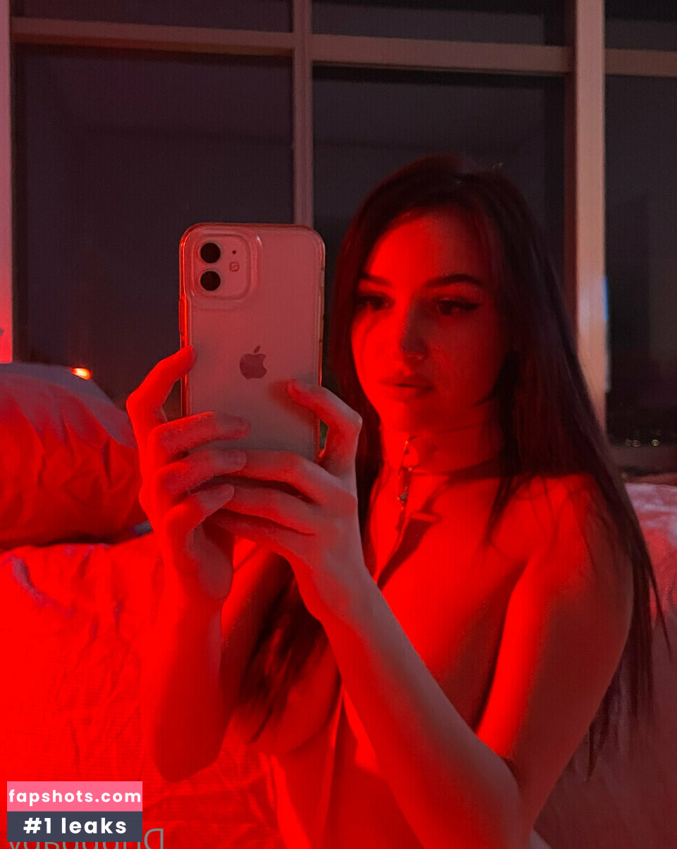 Catmilkiez gallery photo #16