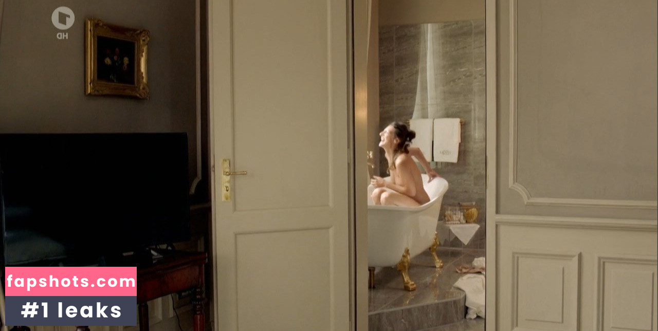 Catrin Striebeck Filtración Desnuda OnlyFans Foto #14 - Fapshots