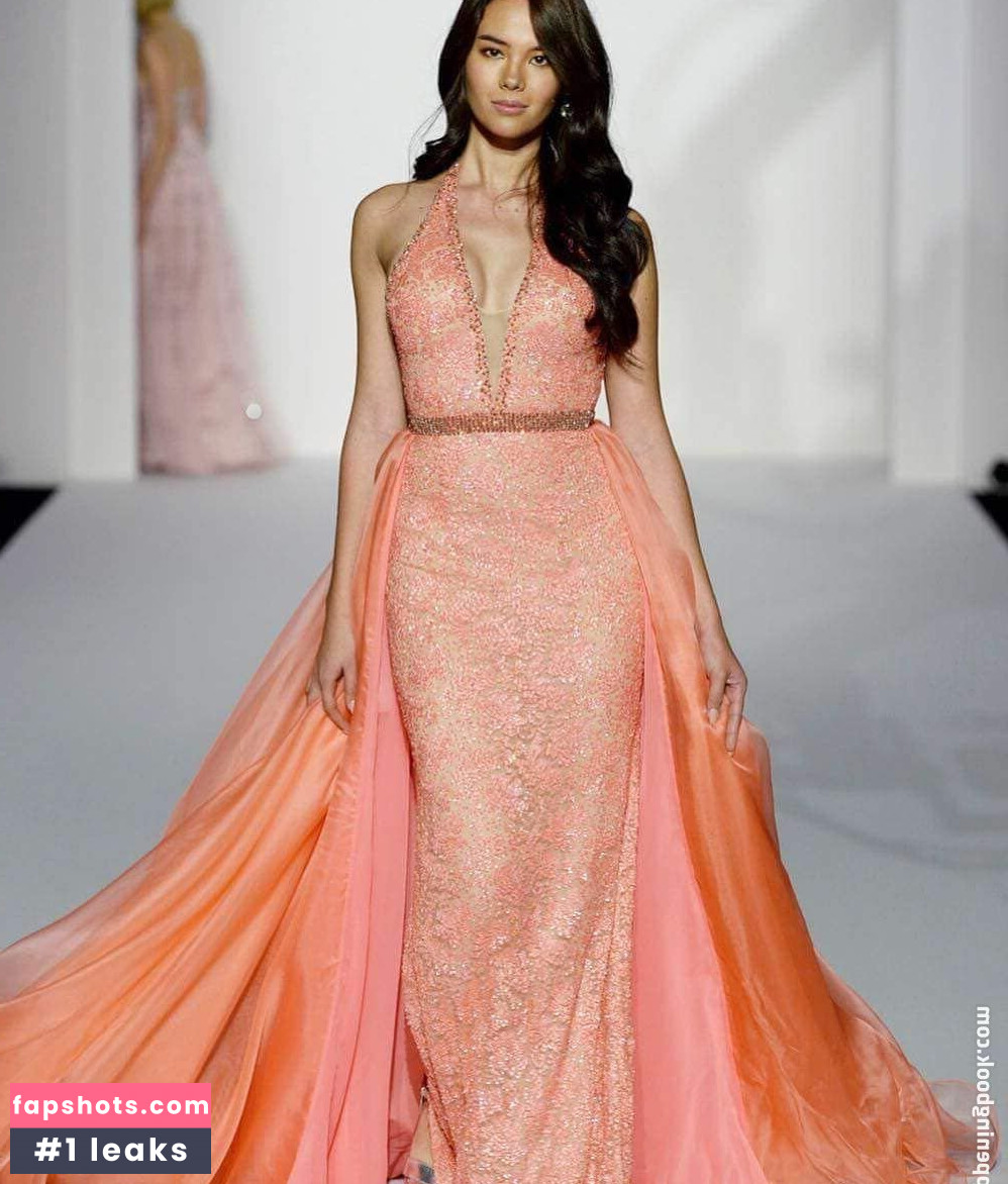 Catriona Gray gallery photo #11